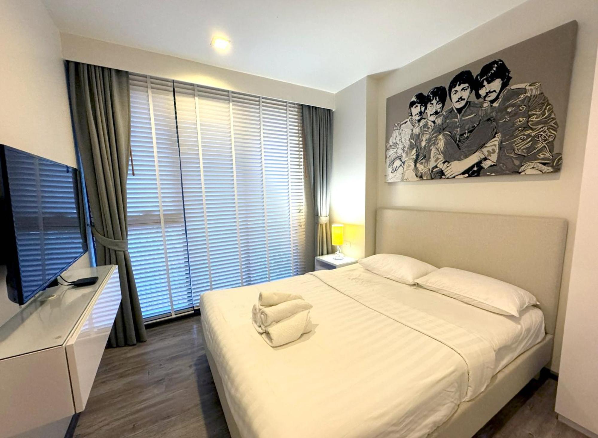 The Deck Condominium By Lofty Patong Экстерьер фото